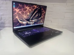 Asus TUF Gaming A17. WiFi: 1, Bluetooth: 1 ����