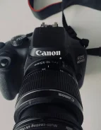 Canon EOS 4000D ����