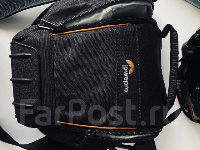 Canon EOS 4000D ����