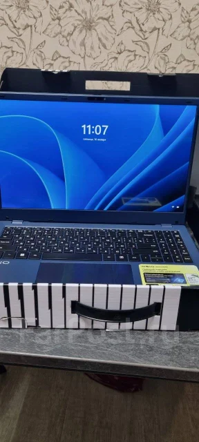 Osio. 15.5", 3,4����, ��� 8 ��, ���� 256���, WiFi: 1, Bluetooth: 1, ����������� �� 5 000��. ����