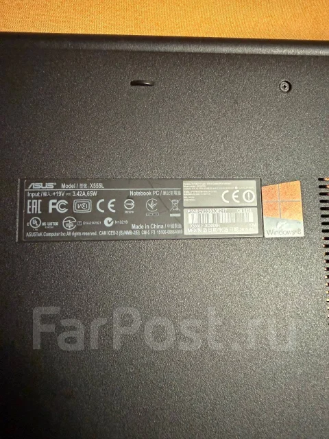 Asus X555L. 15.6", 1,7����, ��� 4 ��, ���� 500���, WiFi: 1, Bluetooth: 1, ����������� �� 1��. ����