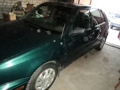 Volkswagen Golf ����