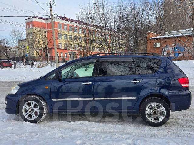 Toyota Ipsum. �������, 4wd, 2.0 (160��.�.), ������, 195 000����. �� ����