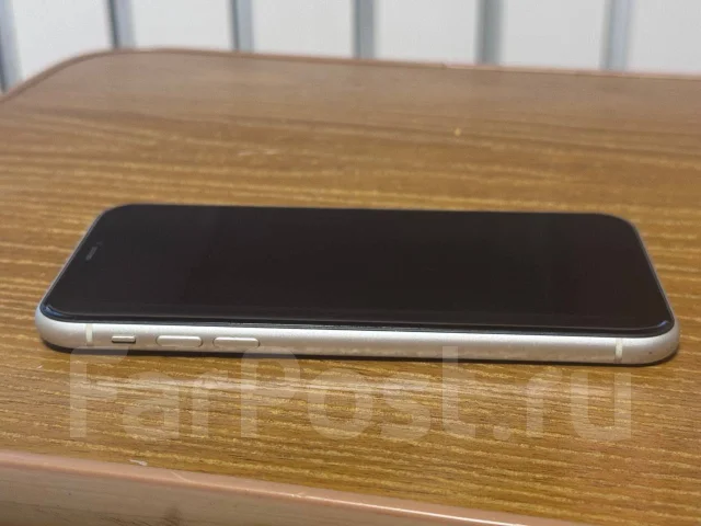 Apple iPhone 11. �/�, 128 ��, �����, 3G, 4G LTE ����