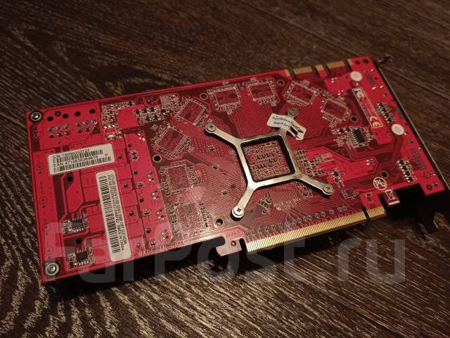 GeForce GTS 250 ����