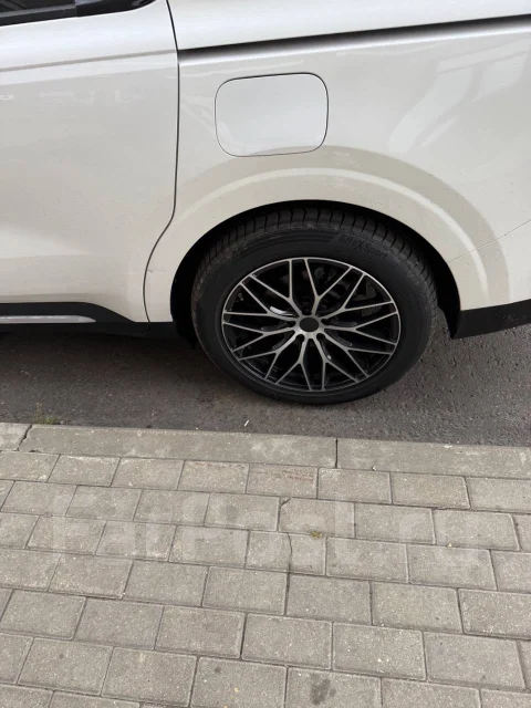 Triangle. ������, 2024 ���, �/�, ����� �� 5 % ����