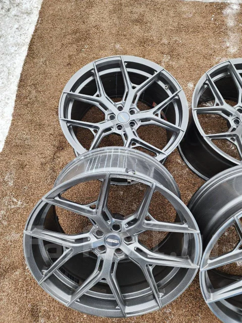 Vossen HF-5. 10.0/12.0x22", 5x112, ET20/22, �� 66,6���. ����