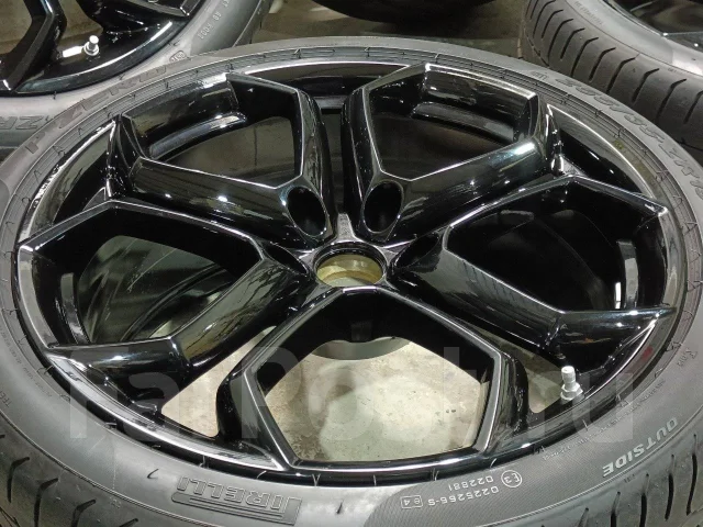 Lamborghini. 9.0/12.0x20", ET32/56 ����