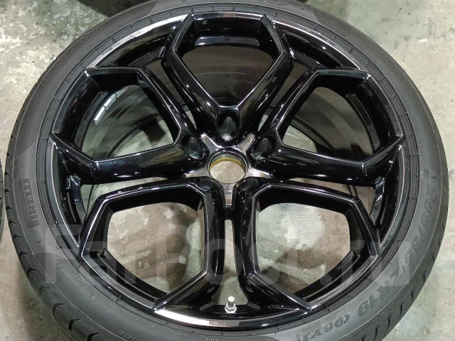 Lamborghini. 9.0/12.0x20", ET32/56 ����