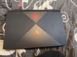 HP Omen. 15", 2,8����, ��� 12 ��, ���� 1���, WiFi: 1, Bluetooth: 1, ����������� �� 2��. ����