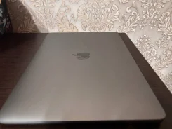 Apple MacBook Air 13. 13", 3,2����, ��� 8 ��, ���� 512���, WiFi, Bluetooth, ����������� �� 8��. ����