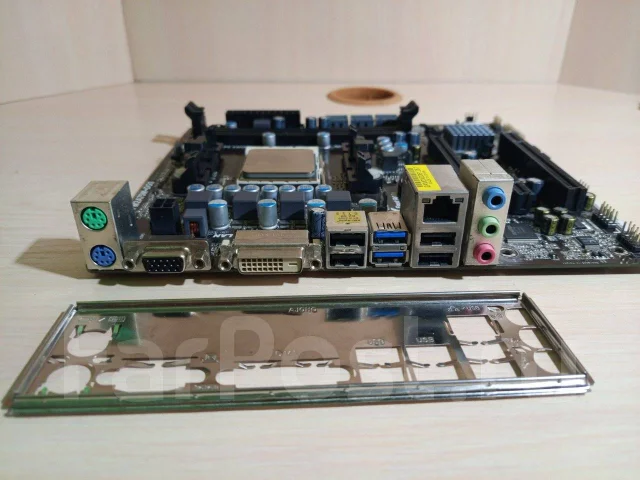 Socket FM2 ����