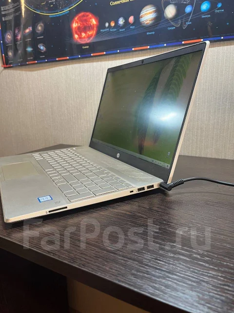 HP Pavilion 15-cs0016ur. 15", 1,6����, ��� 8 ��, ���� 1 128���, WiFi: 1, Bluetooth: 1 ����