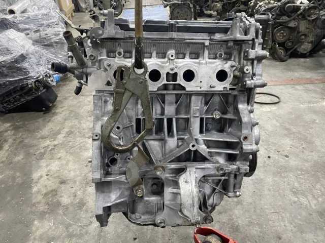 ��������� MR20 Nissan MR20 ����