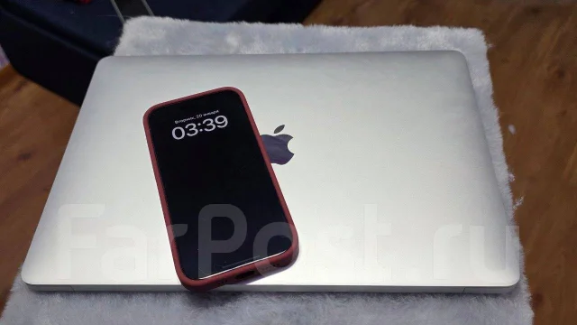 Apple MacBook Air 13 2020. 13.3", 60����, ��� 8 ��, ���� 256���, WiFi: 1, Bluetooth: 1, ����������� �� 10��. ����