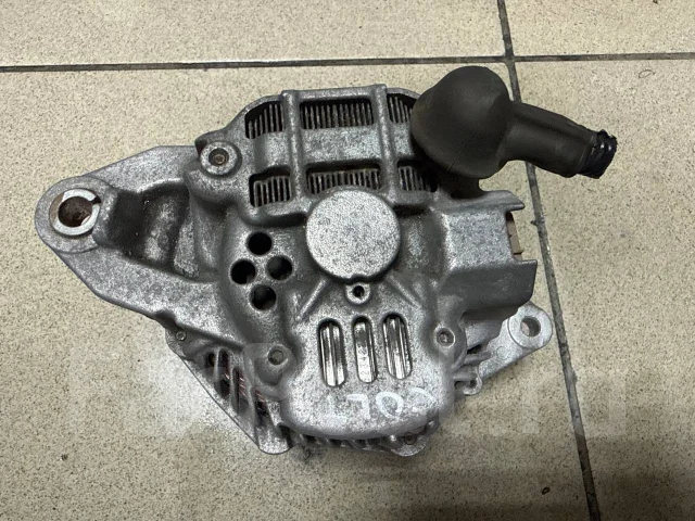 ��������� Mitsubishi Colt, Colt Plus 1800A071 ����