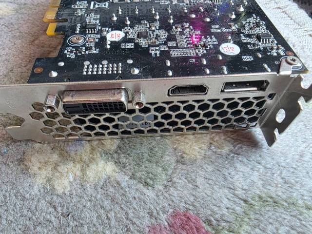 GeForce GTX 1050 Ti ����