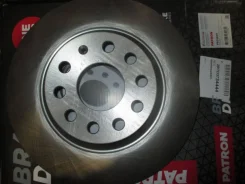 ���� ��������� ������ 3Q0615601A VW ������ � 16� AUDI Q3 11- VW Passat 14- D300 �� - Patron 2648 2648 ����