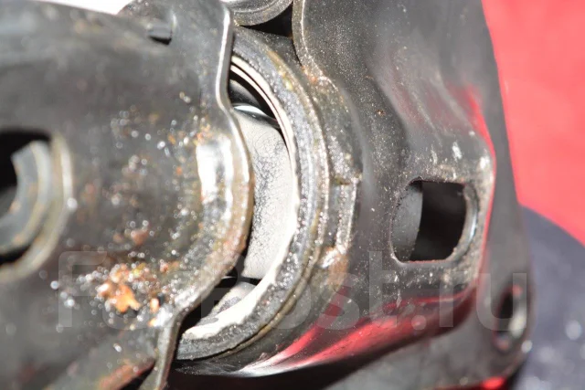 ����� �������� ������ Honda 51350-SYY-010 ����