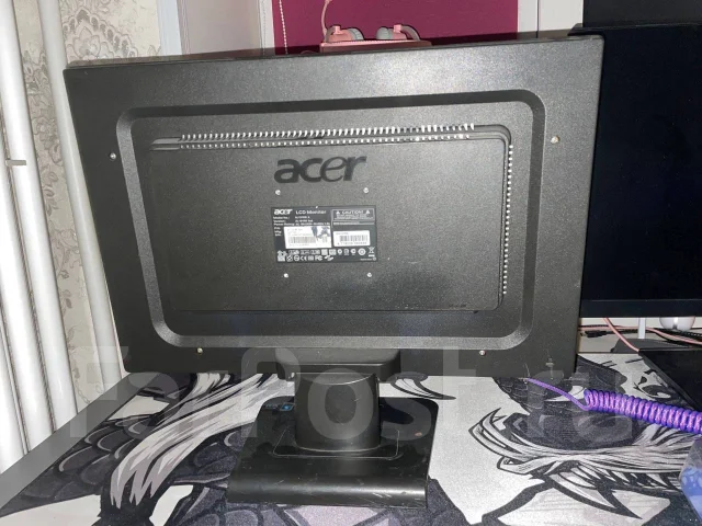 Acer. 18", ���������� �� (LCD, LED, QLED) ����