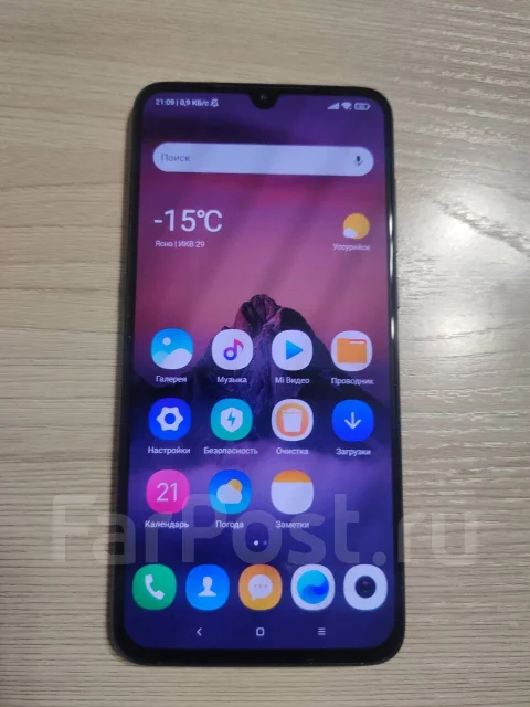 Xiaomi Mi9. �/�, 64 ��, ������, 3G, 4G LTE, Dual-SIM, ������� �������, NFC ����