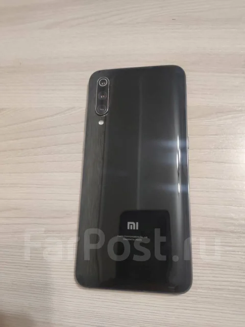 Xiaomi Mi9. �/�, 64 ��, ������, 3G, 4G LTE, Dual-SIM, ������� �������, NFC ����