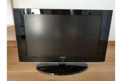 Samsung LE32R81B. LCD (��). ��� ����� �� ������������ ����
