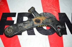 ����� �������� ������ Toyota 48068-47050 ����