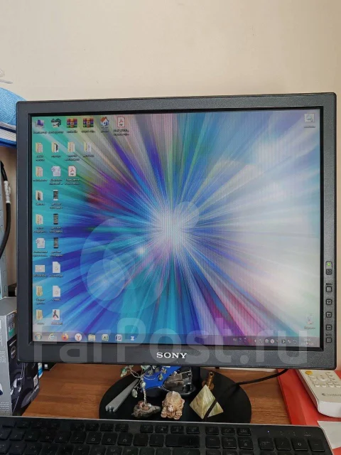 Sony. 19", ���������� �� (LCD, LED, QLED) ����