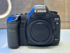 Canon EOS 5D Mark II ����