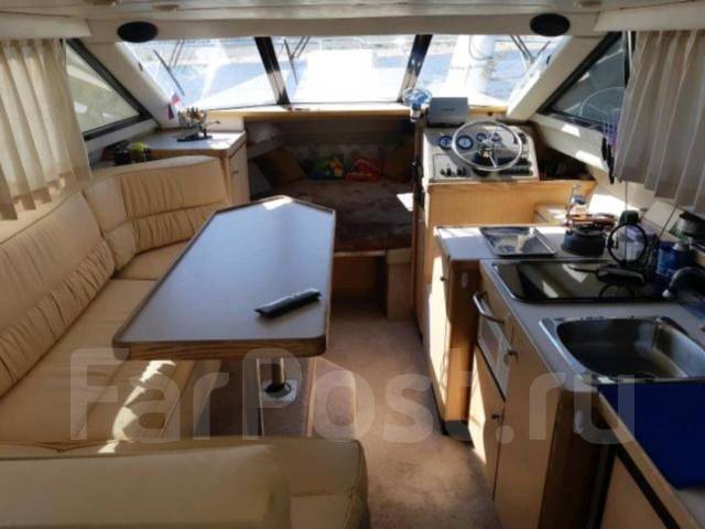 Bayliner. 2000 ���, ����� 8,5��., ��������� ������������, 250��.�., ������ ����