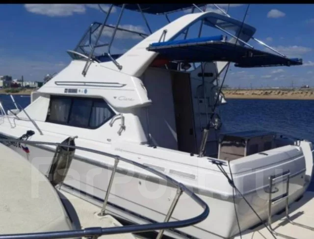 Bayliner. 2000 ���, ����� 8,5��., ��������� ������������, 250��.�., ������ ����