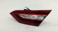���� Toyota Camry 2019 33243 XV70, ������ 33243 ����
