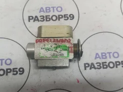 ������ ������������ Land Rover Freelander 2 LR003182 LR003182 ����