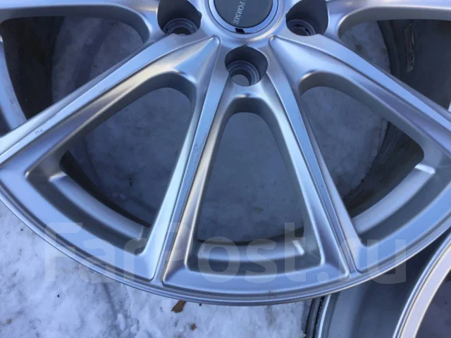 Bridgestone. 8.0x18", 5x114.3, ET45, �� 60,1���. ����