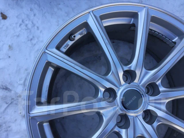 Bridgestone. 8.0x18", 5x114.3, ET45, �� 60,1���. ����