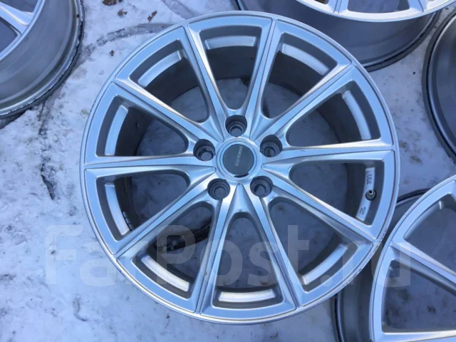 Bridgestone. 8.0x18", 5x114.3, ET45, �� 60,1���. ����