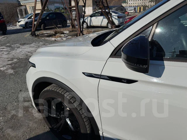Volkswagen Tiguan. �������, 4wd, 2.0 (180��.�.), ������, 79 234����. �� ����
