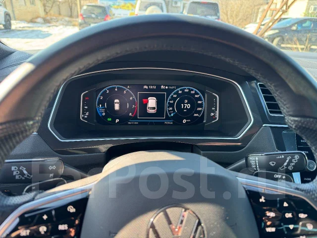 Volkswagen Tiguan. �������, 4wd, 2.0 (180��.�.), ������, 79 234����. �� ����