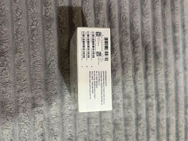 Samsung Galaxy Buds Core ����