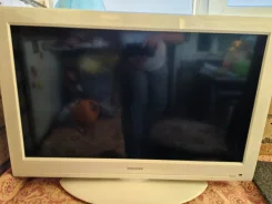 Toshiba. LED ����