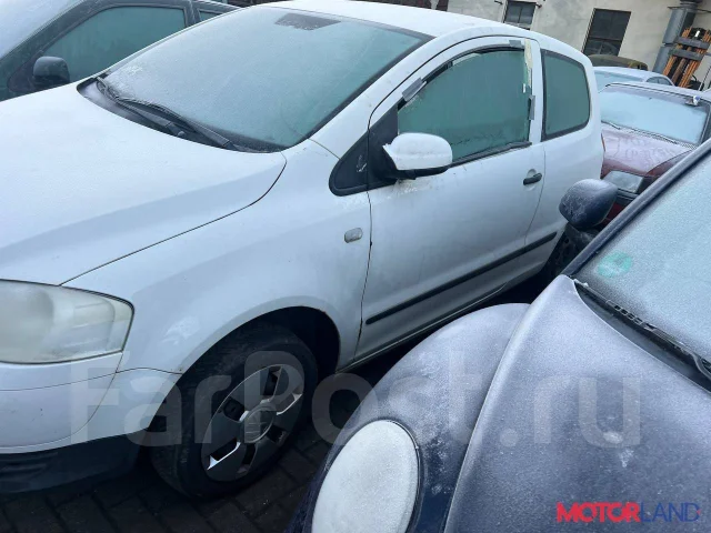 ��������� Volkswagen Fox 2005-2011 21239907 045903023 ����