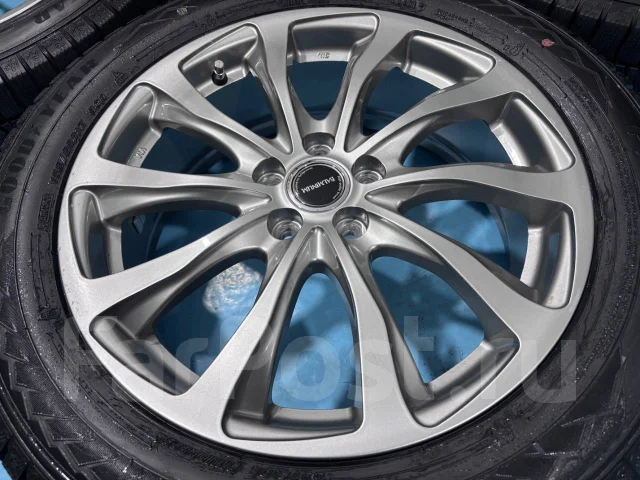 Bridgestone Balminum. 6.0x17", 5x100, ET40 ����