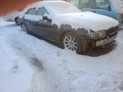 BMW 7-Series. 4.4 ����