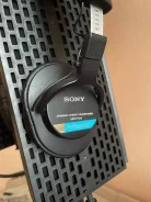 Sony MDR-7506 ����