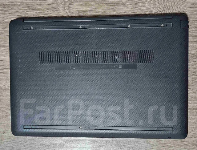 HP 15-dw1034ur. 15.6", 2,4����, ��� 4 ��, ���� 240���, WiFi: 1, Bluetooth: 1 ����