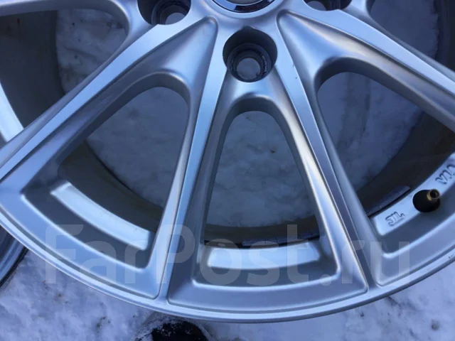 Bridgestone. 7.5x17", 5x114.3, ET40, �� 60,1���. ����