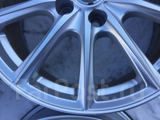 Bridgestone. 7.5x17", 5x114.3, ET40, �� 60,1���. ����