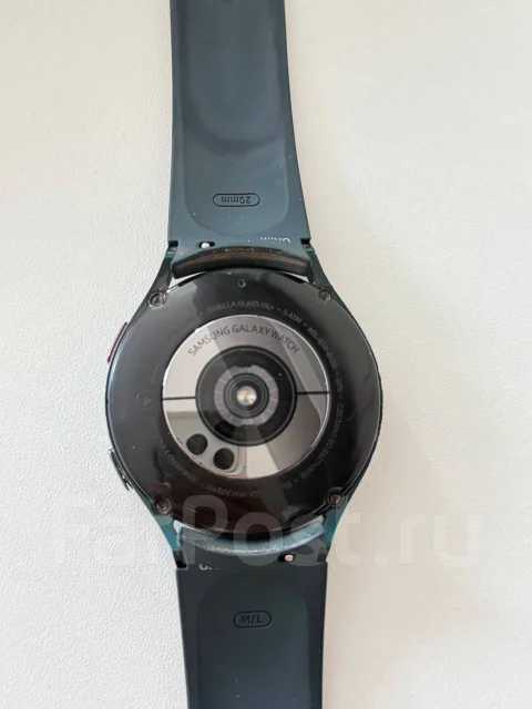 Samsung Galaxy Watch4. GPS, NFC ����