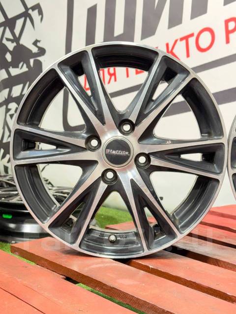 Hot Stuff Laffite. 4.5x15", 4x100, ET43, �� 67,1���. ����